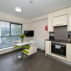 Victoria - Ucc Summer Beds Apartment